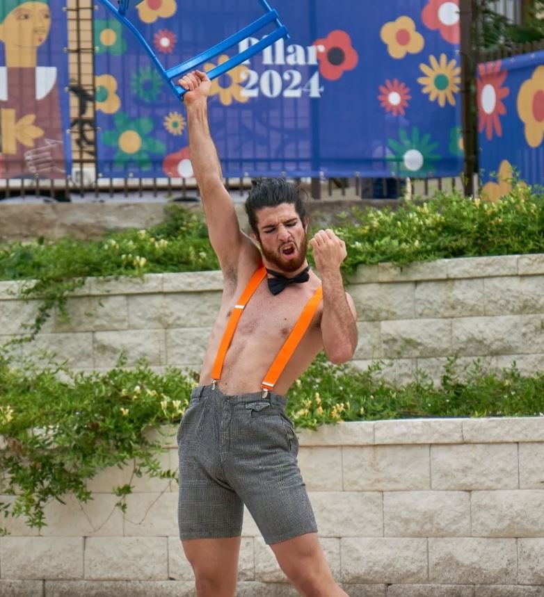 Hugo Grimalt Arnal en ensayo